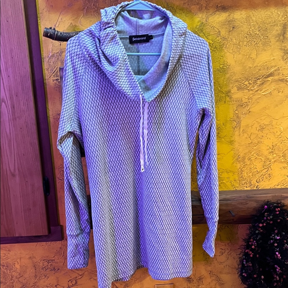 Betabrand Hoodie in grey and white. Size large